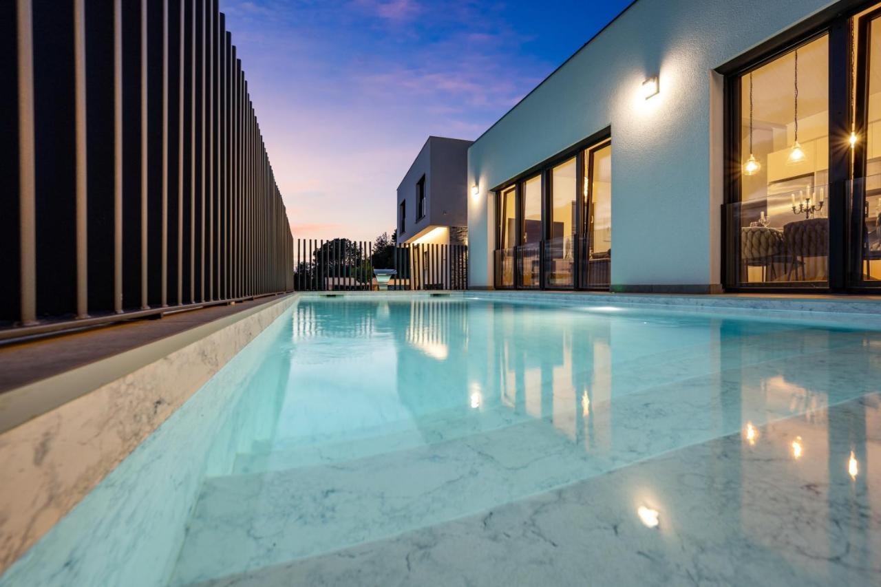 The Tinel Villa ซาบอริซ ภายนอก รูปภาพ
